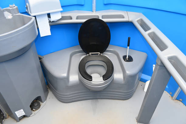 Best Porta potty rental near me  in Parkwood, CA