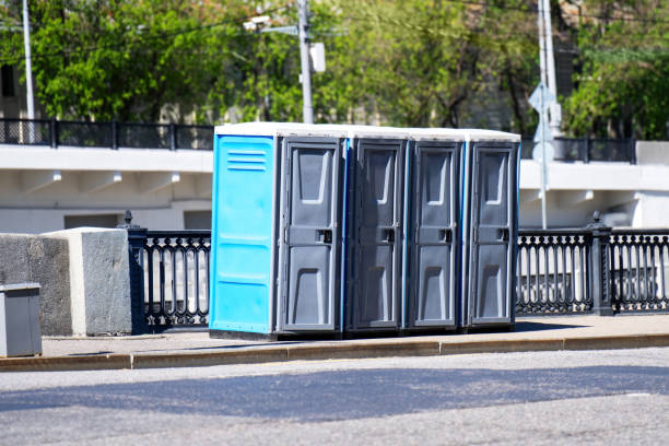 Affordable portable toilet rental in Parkwood, CA