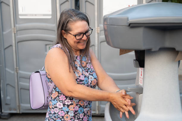 Best High-end porta potty rental  in Parkwood, CA